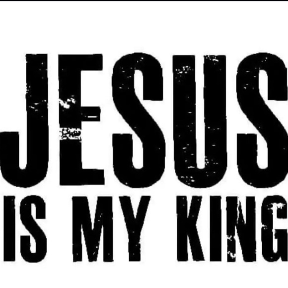 Meet your Posher, Lindsey - Picture 2 of 2